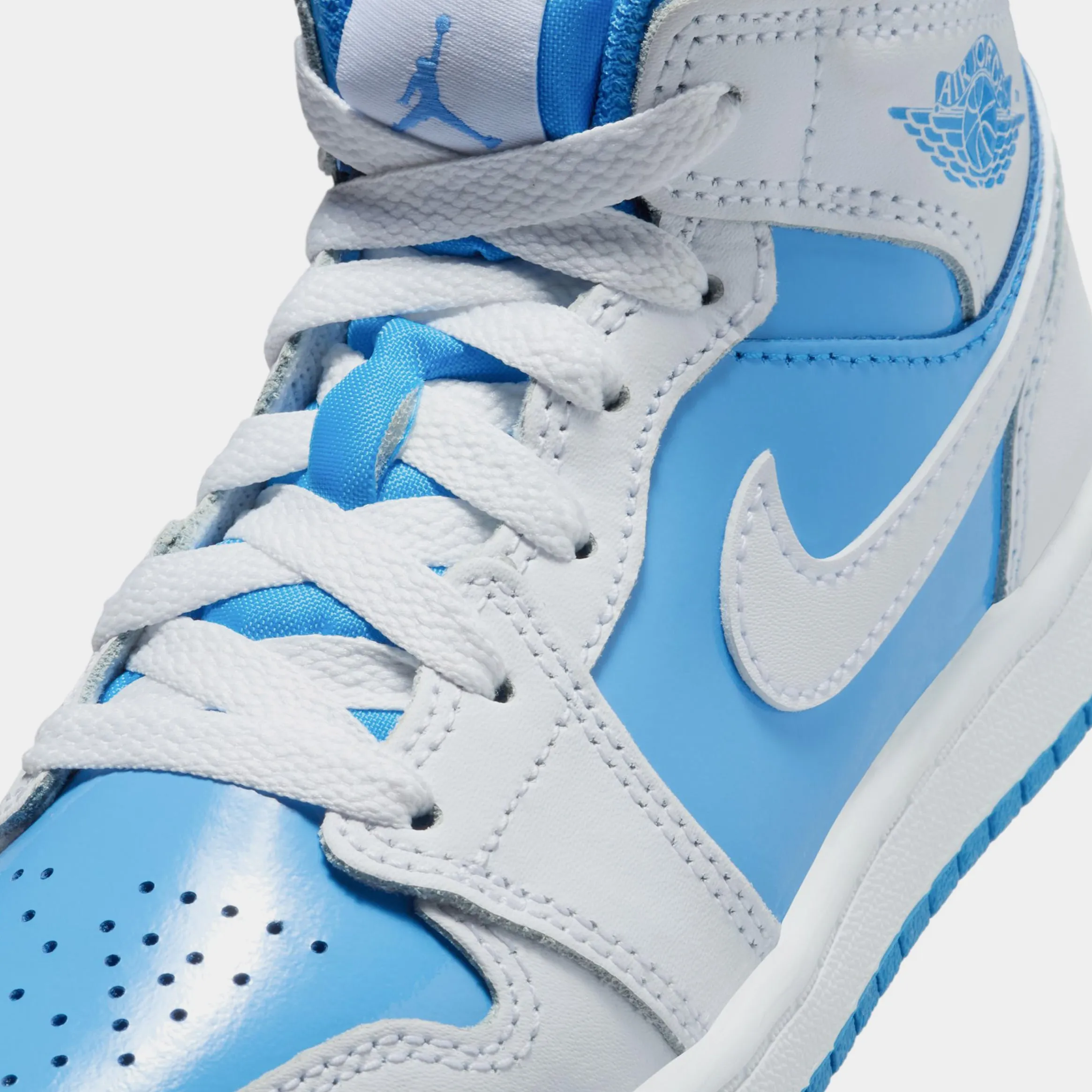 Air Jordan 1 Retro Mid Legend Blue Preschool Lifestyle Shoes (White/Legend Blue)